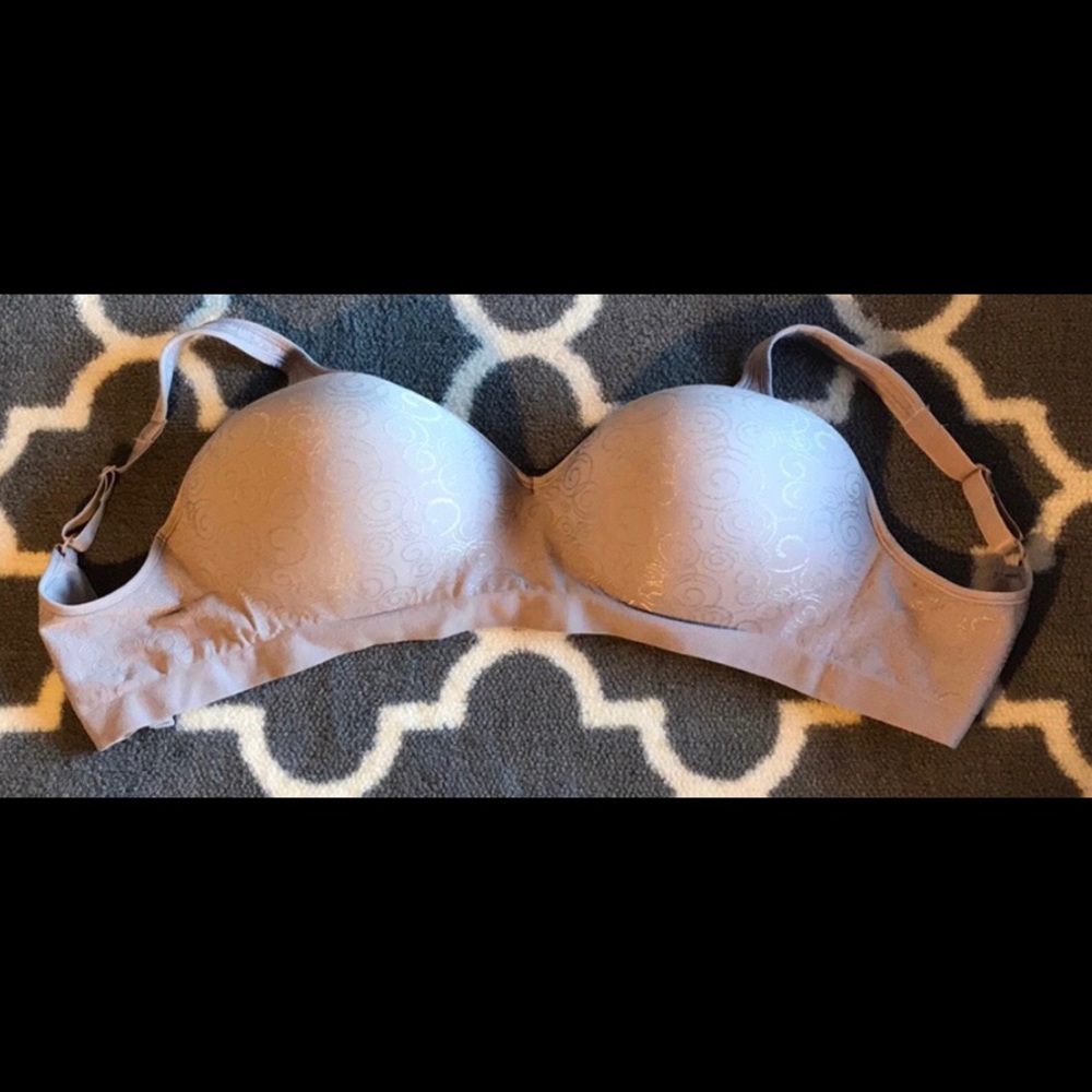 Bali Comfort Revolution Wireless Bra, 40DD